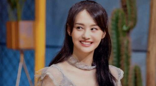 最新娱乐圈明星吃瓜事件,明星隐私曝光，网友热议不断